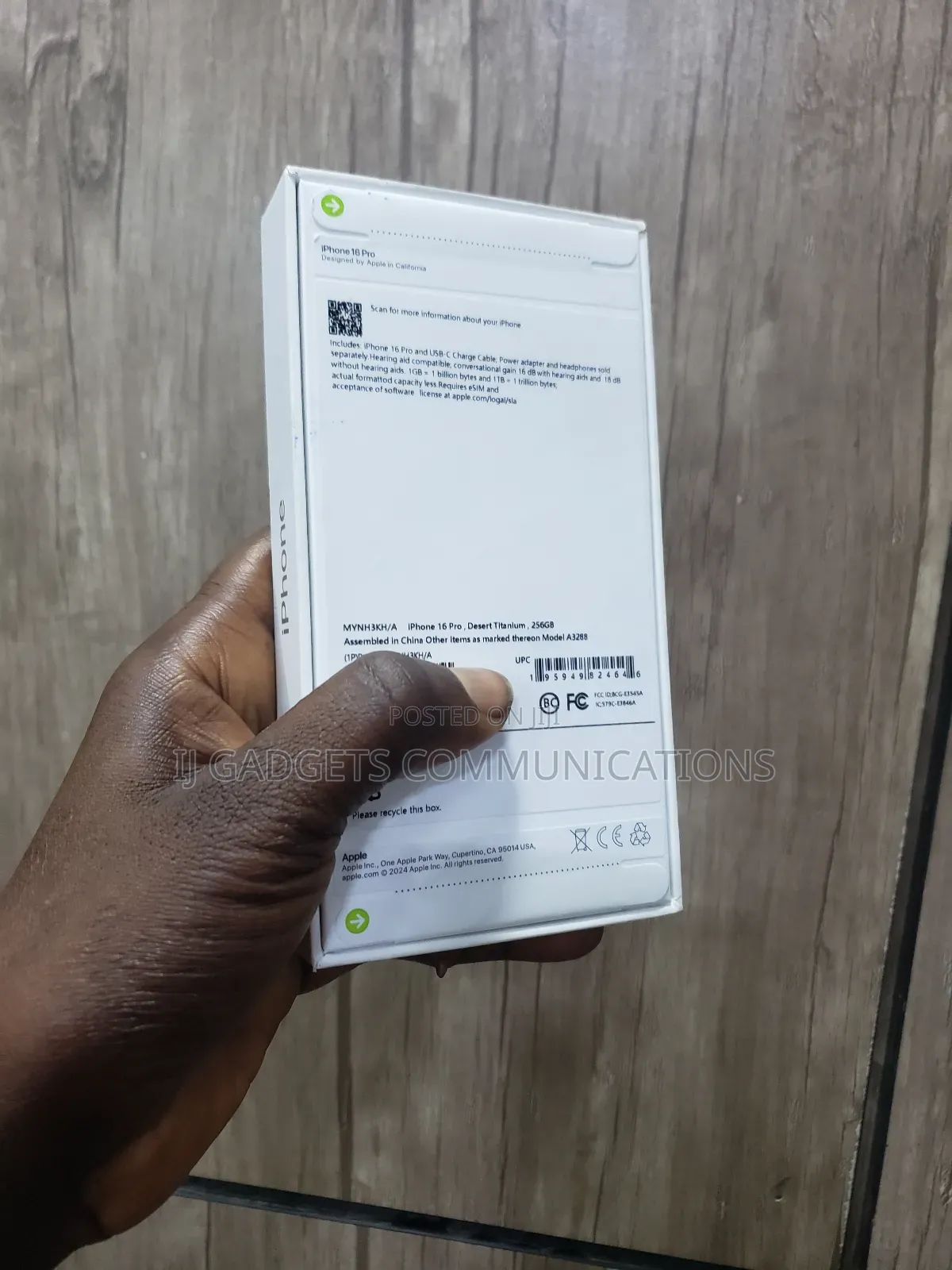 New Apple iPhone 16 Pro 256 GB Black