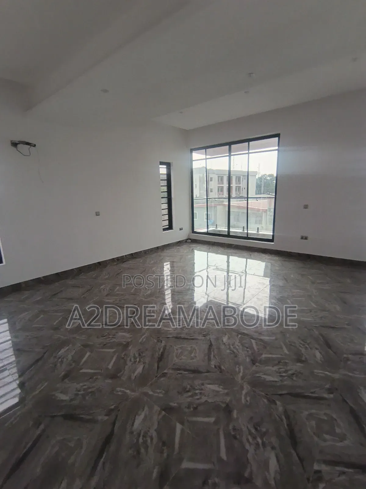 4bdrm Duplex in Adeniyi Jones, Ikeja for rent