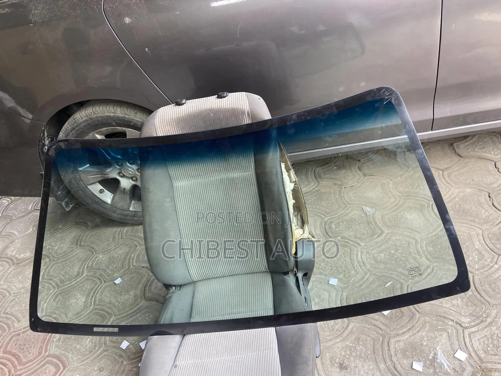 Front Windscreen Toyota Tacoma 2002 Model Available
