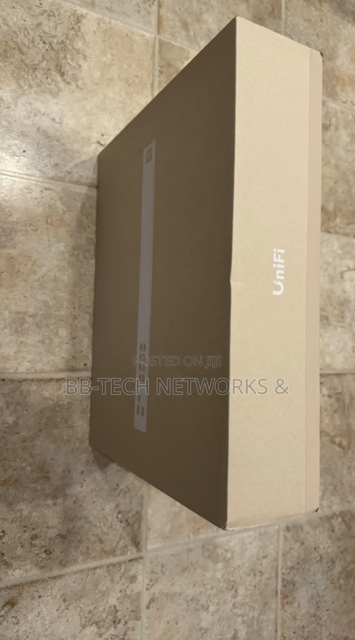 Ubiquiti Dream Machine Pro Max, 10g Cloud Gateway - Udm-Pro-Max