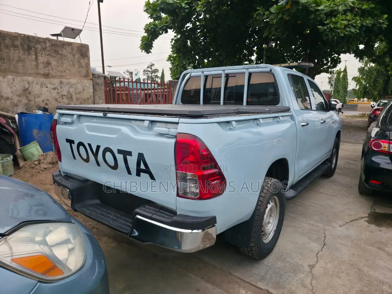 Toyota Hilux 2018 Teal