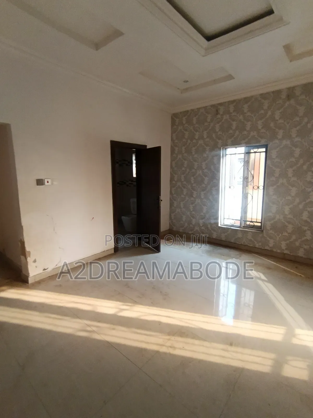 5bdrm Duplex in Magodo Phase 2 for rent