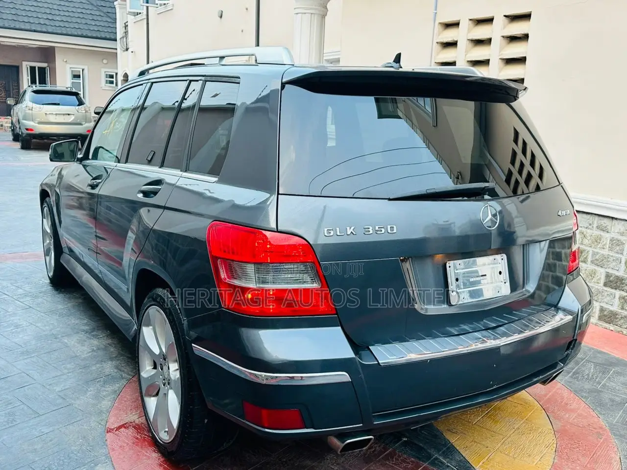 Mercedes-Benz GLK-Class 2010 Gray