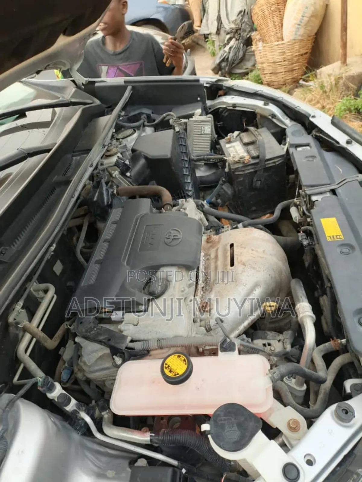 Toyota RAV4 XLE 4dr SUV (2.5L 4cyl 6A) 2014 Silver