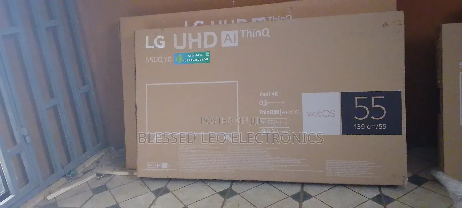 55 Inches Smart Tv With Netflix and More