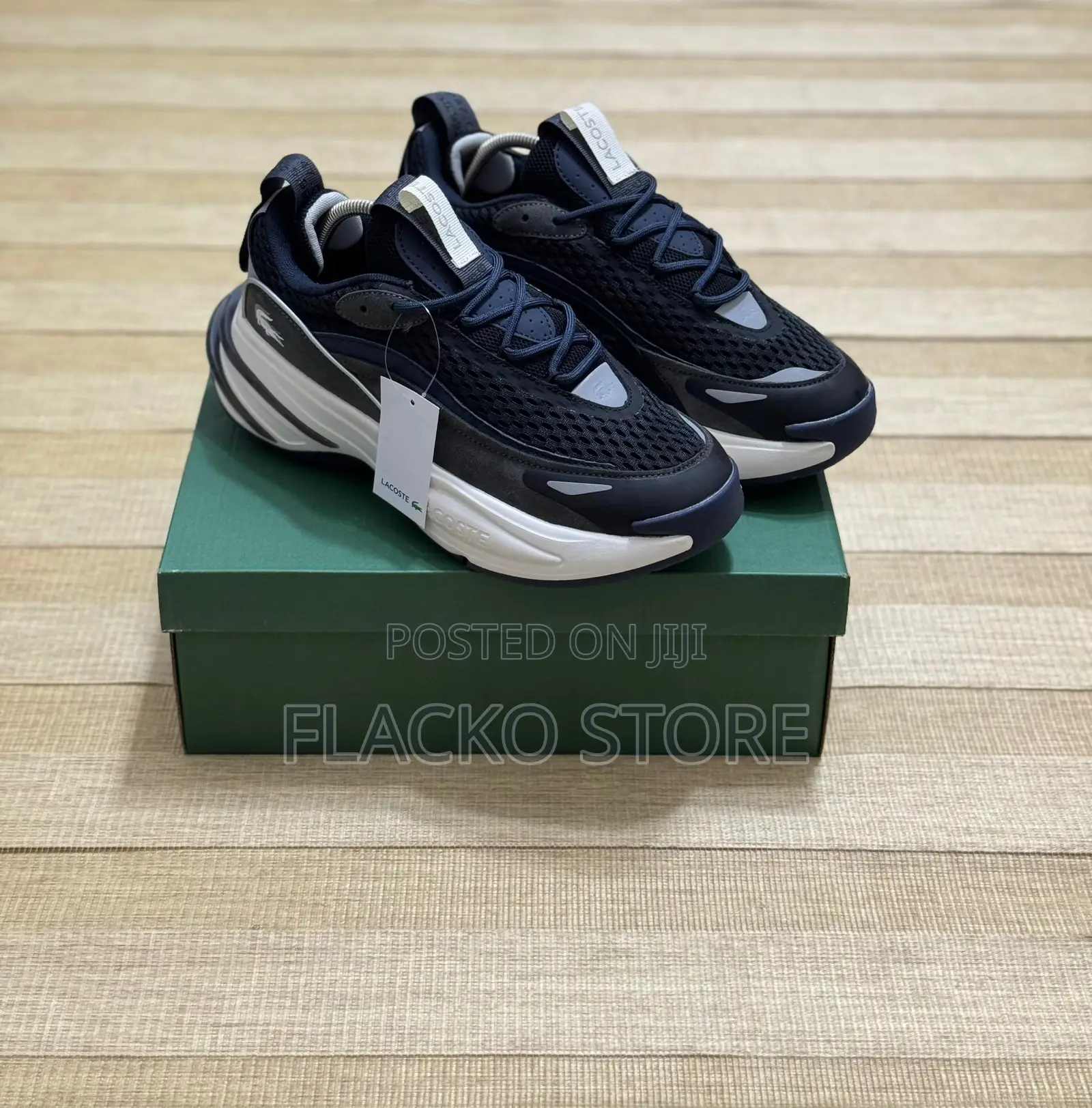 Original Lacoste Men’S Odysaa Sneakers