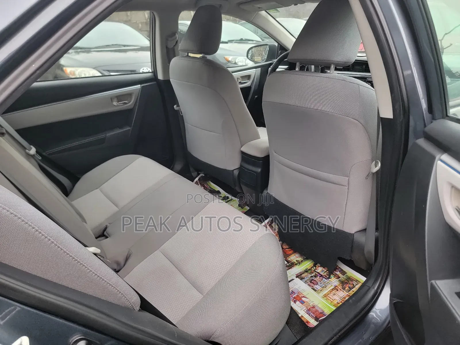 Toyota Corolla LE 4dr Sedan (1.8L 4cyl CVT) 2016 Gray