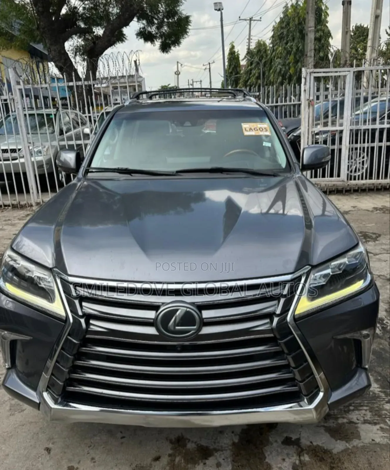 Lexus LX 570 (5 seats) AWD 2017 Gray