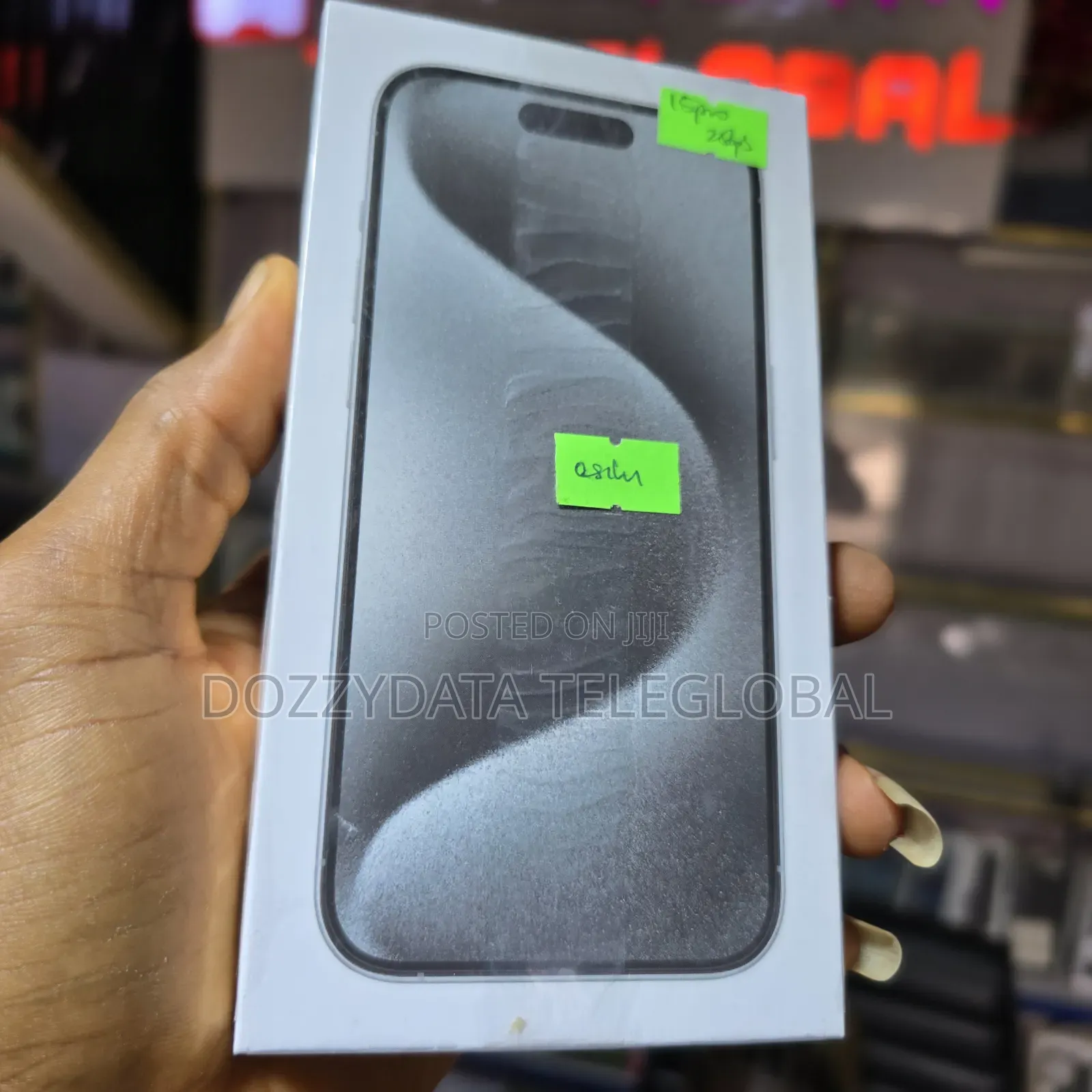New Apple iPhone 15 Pro 256 GB