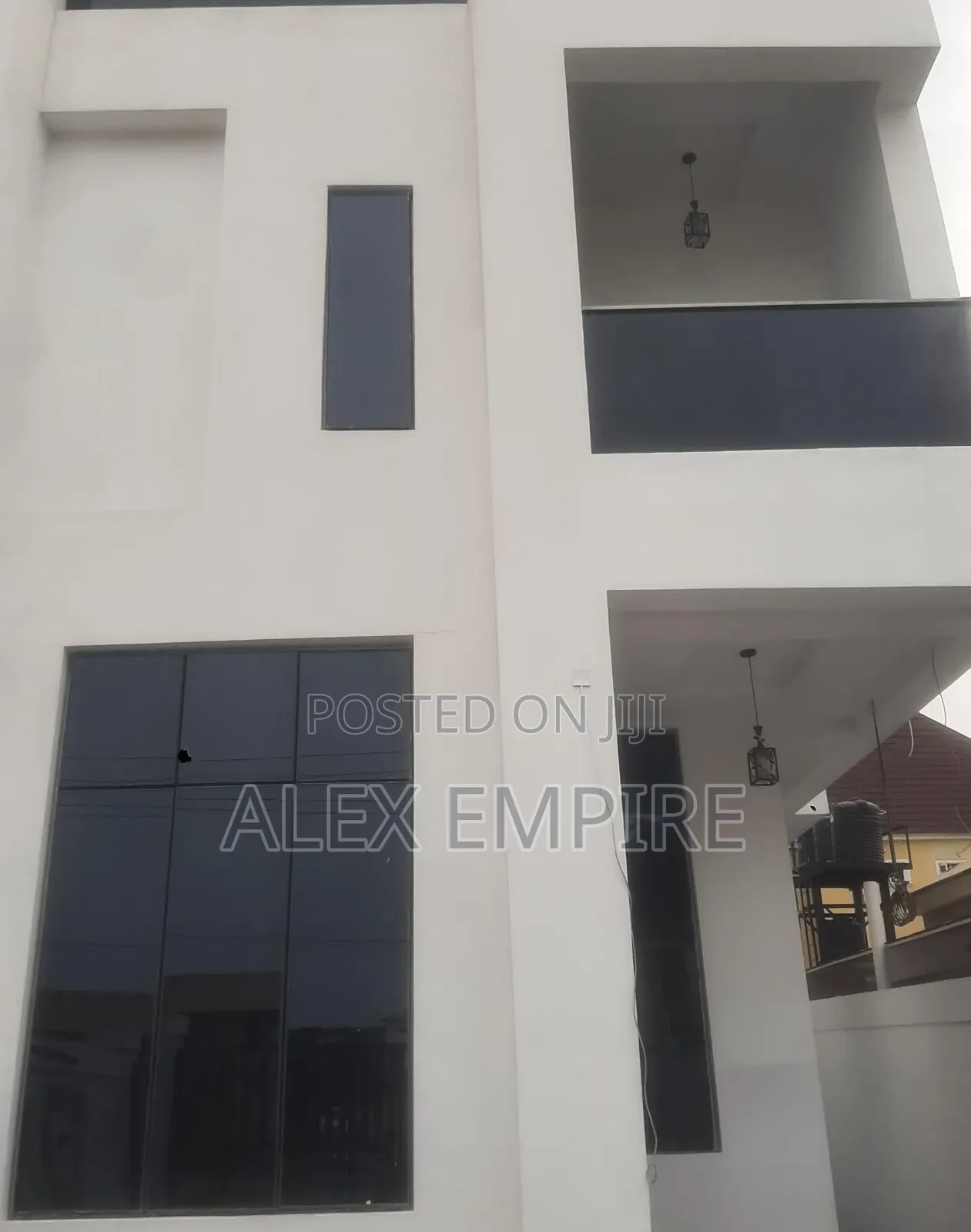 5bdrm Duplex in Amuwo-Odofin for sale