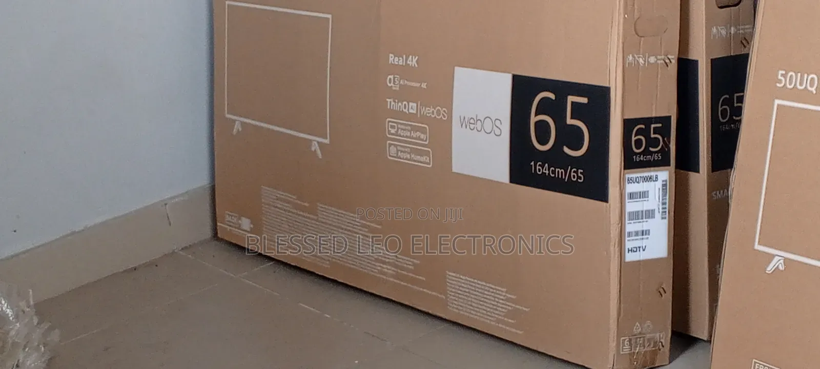 New HDTV 65 Inches (Smart )
