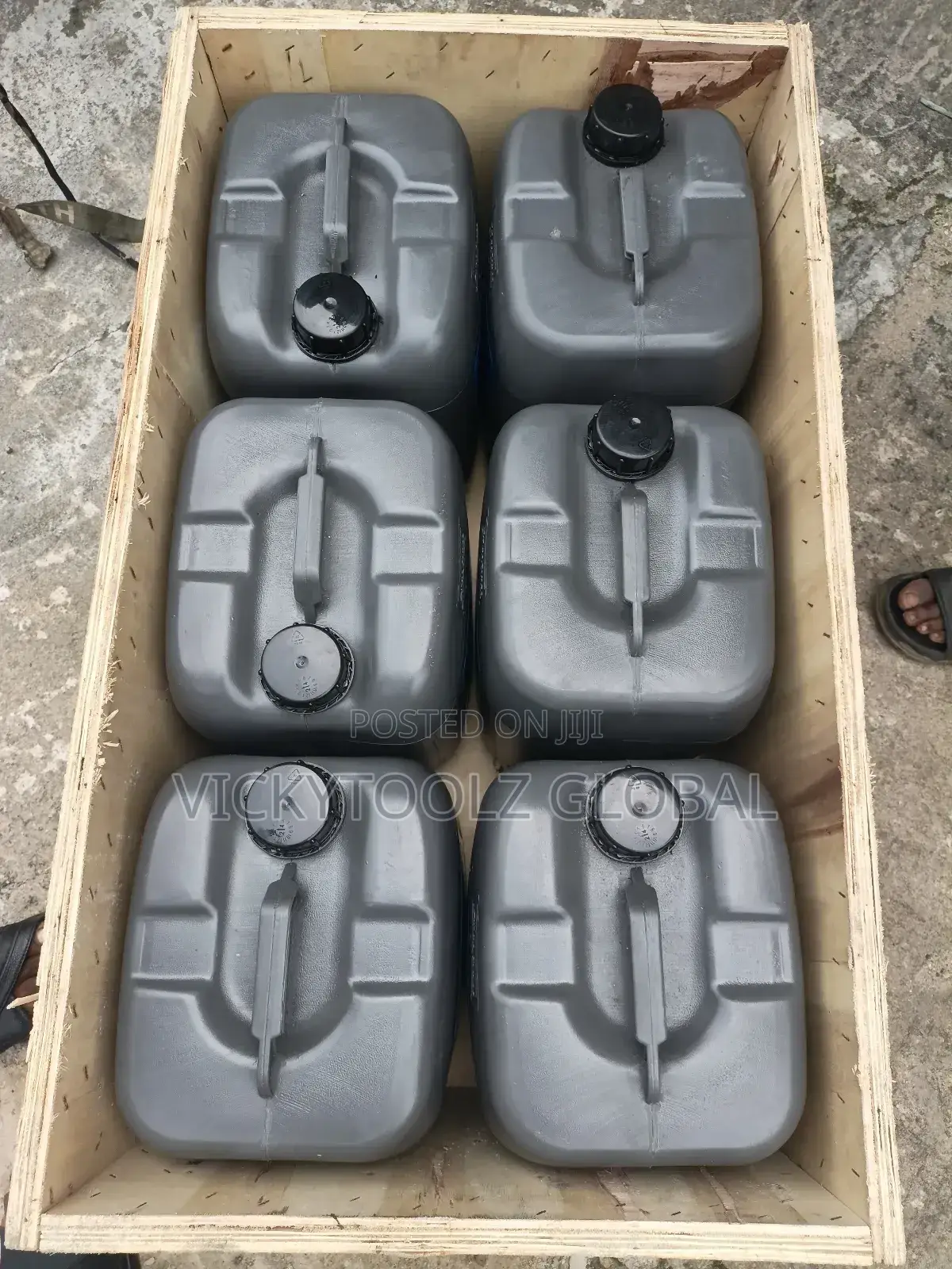 Atlas Copco Paroil M Mineral Compressor Oil (20l )