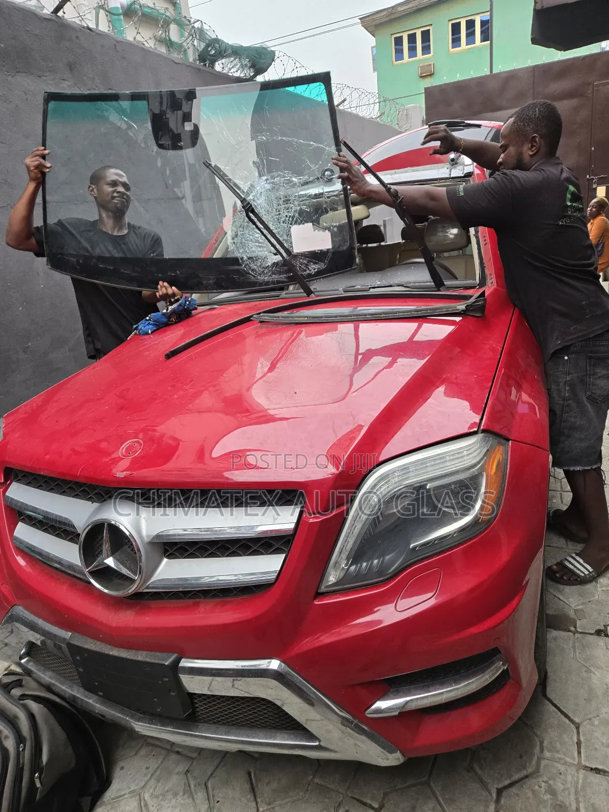 Glk350 Windscreen Glass
