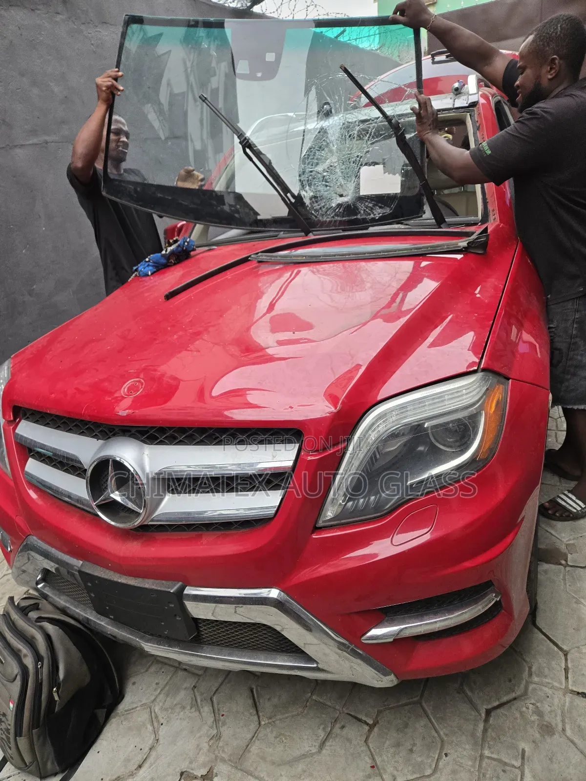 Glk350 Windscreen Glass