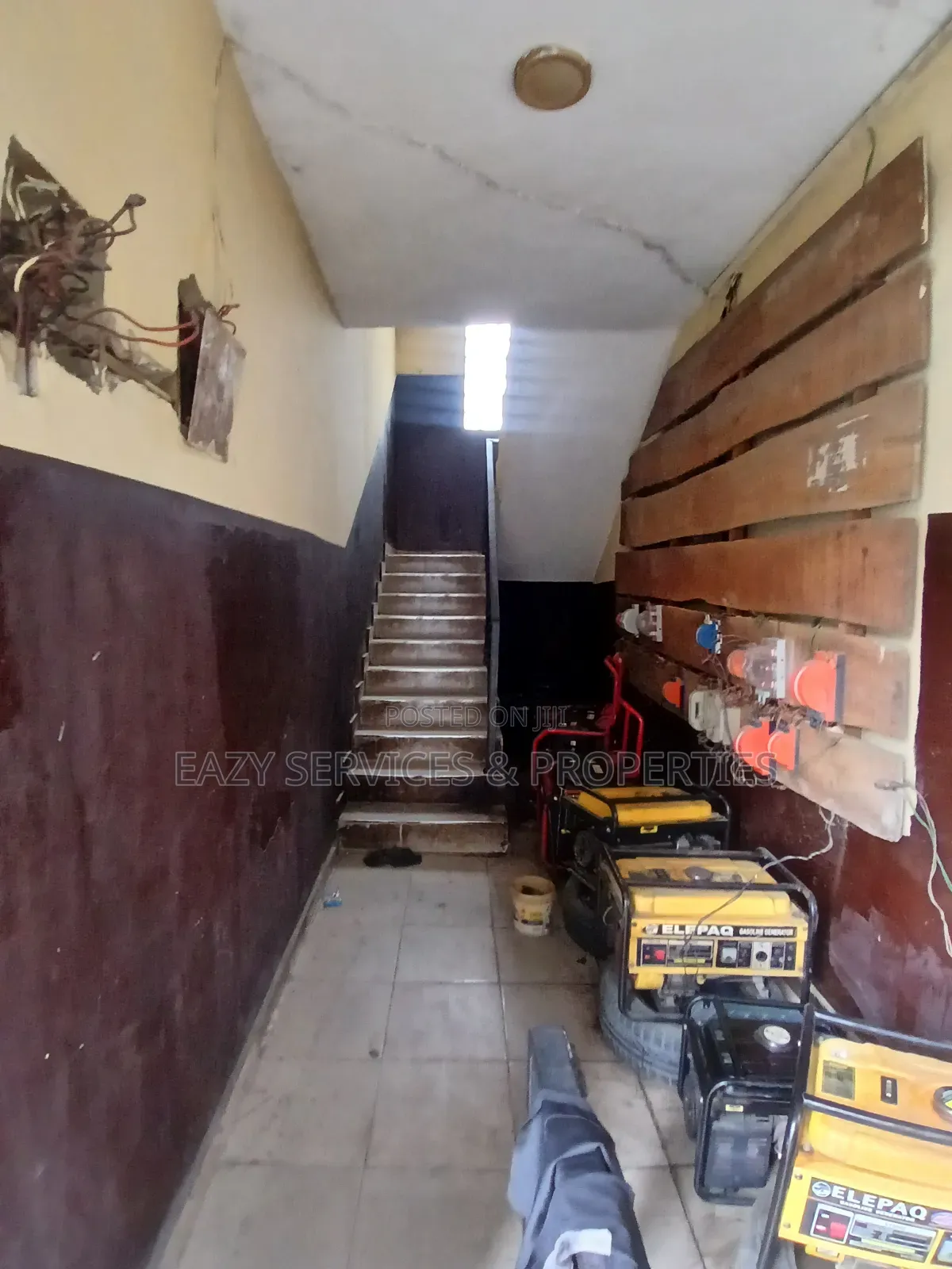 19bdrm Block of Flats in Awoyaya for sale