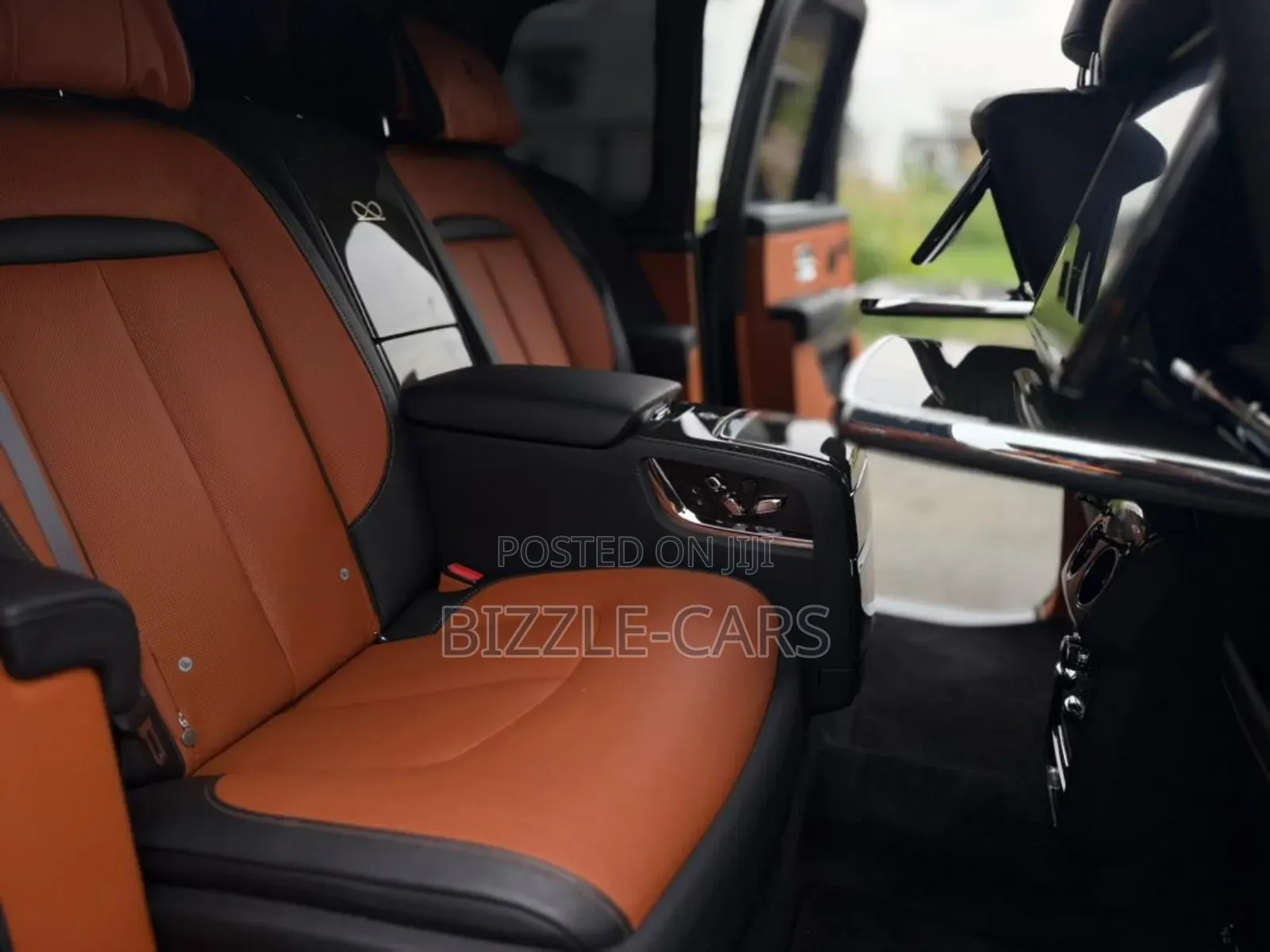 New Rolls-Royce Cullinan Black Badge 2024 Black