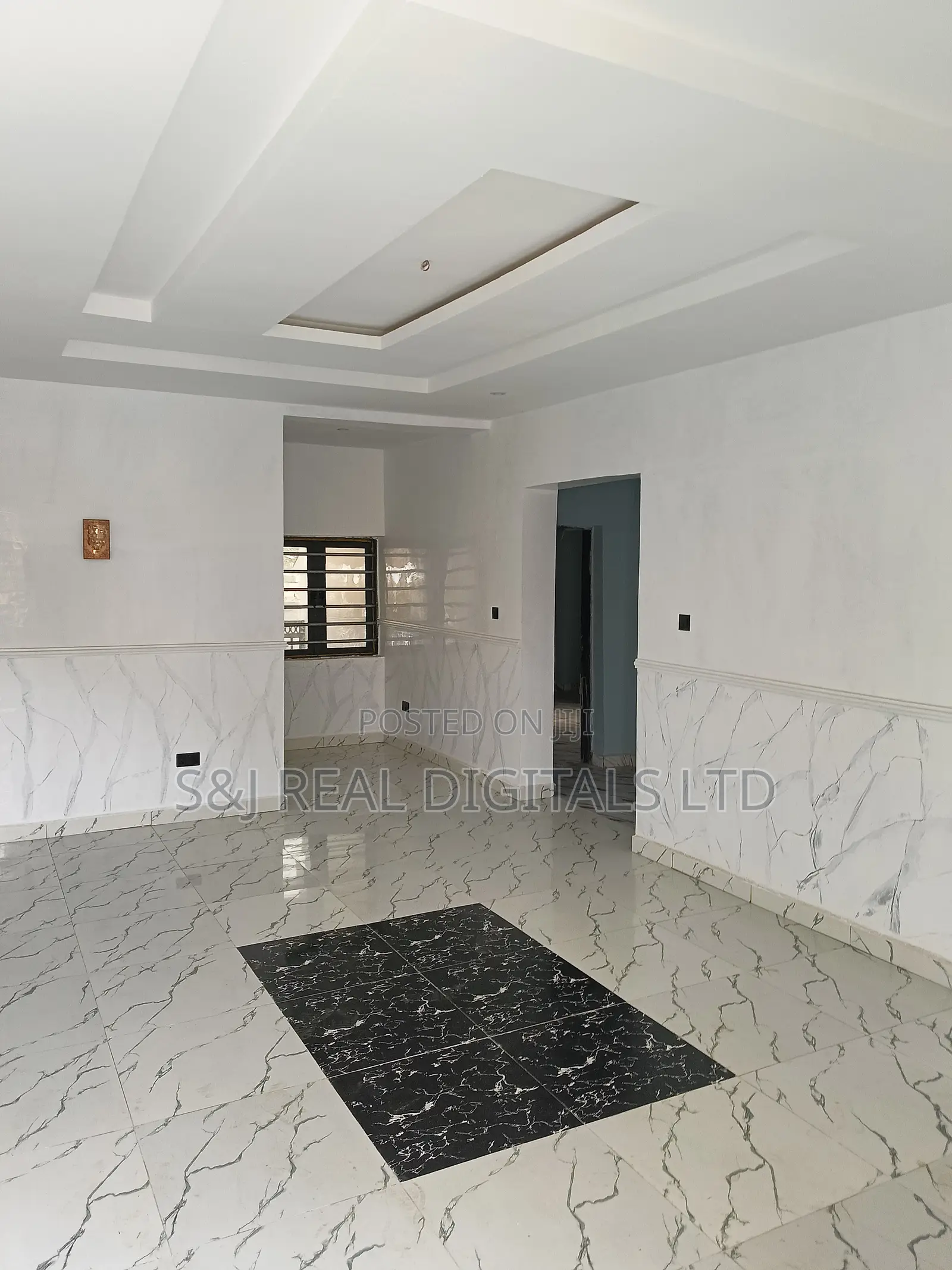 4bdrm Duplex in Idu Industrial for rent