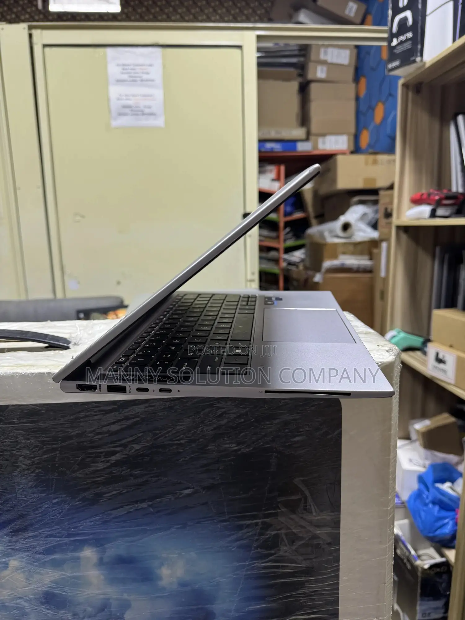 Laptop HP ZBook Firefly 16inch G9 16GB Intel Core i7 SSD 256GB