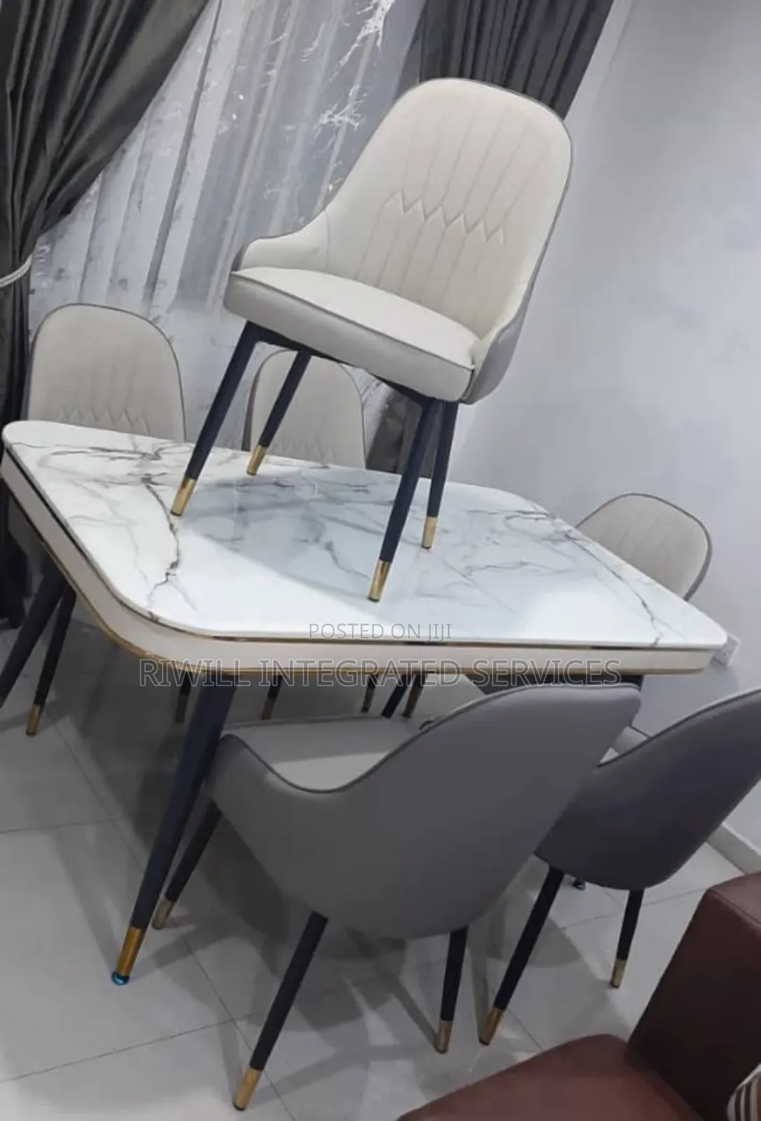 Marble Dinning Set With Six Chairs