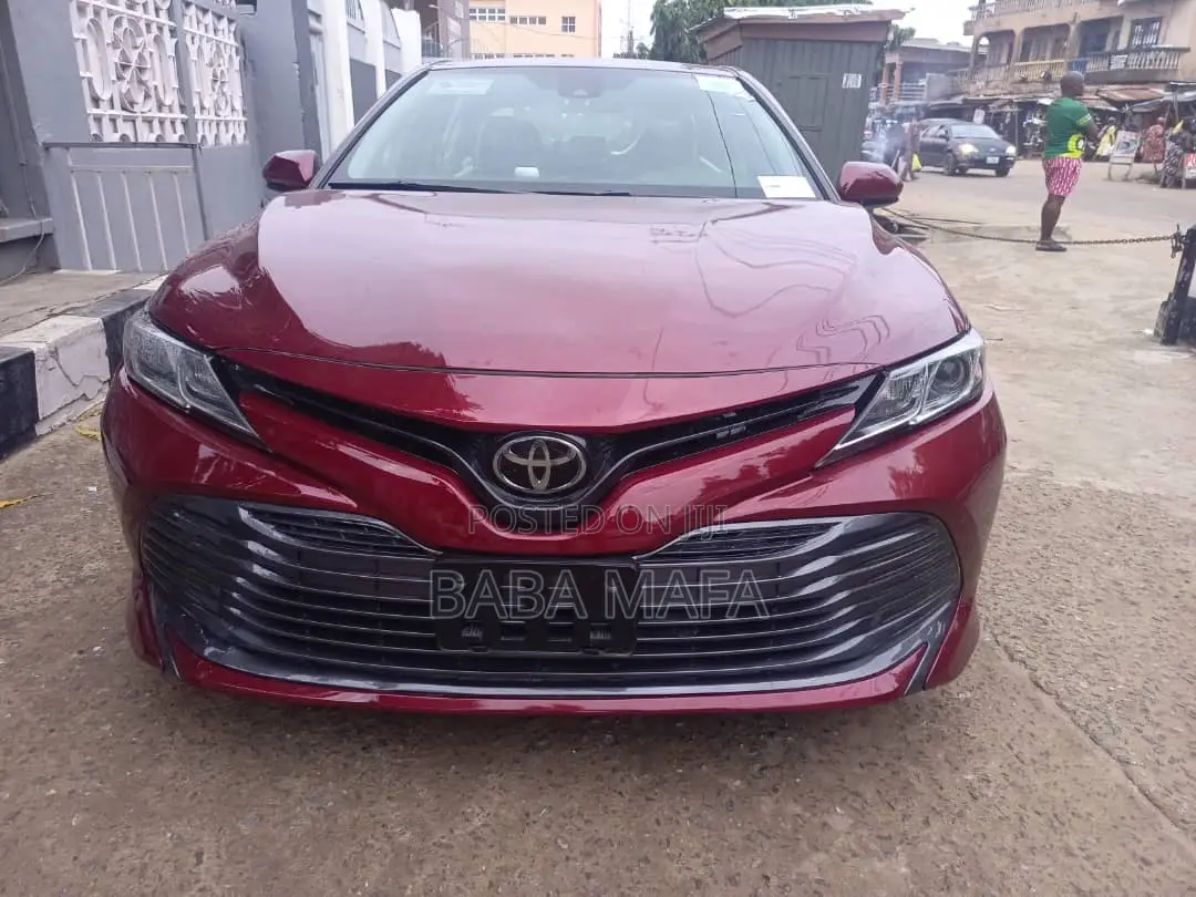 Toyota Camry 2020 Burgundy