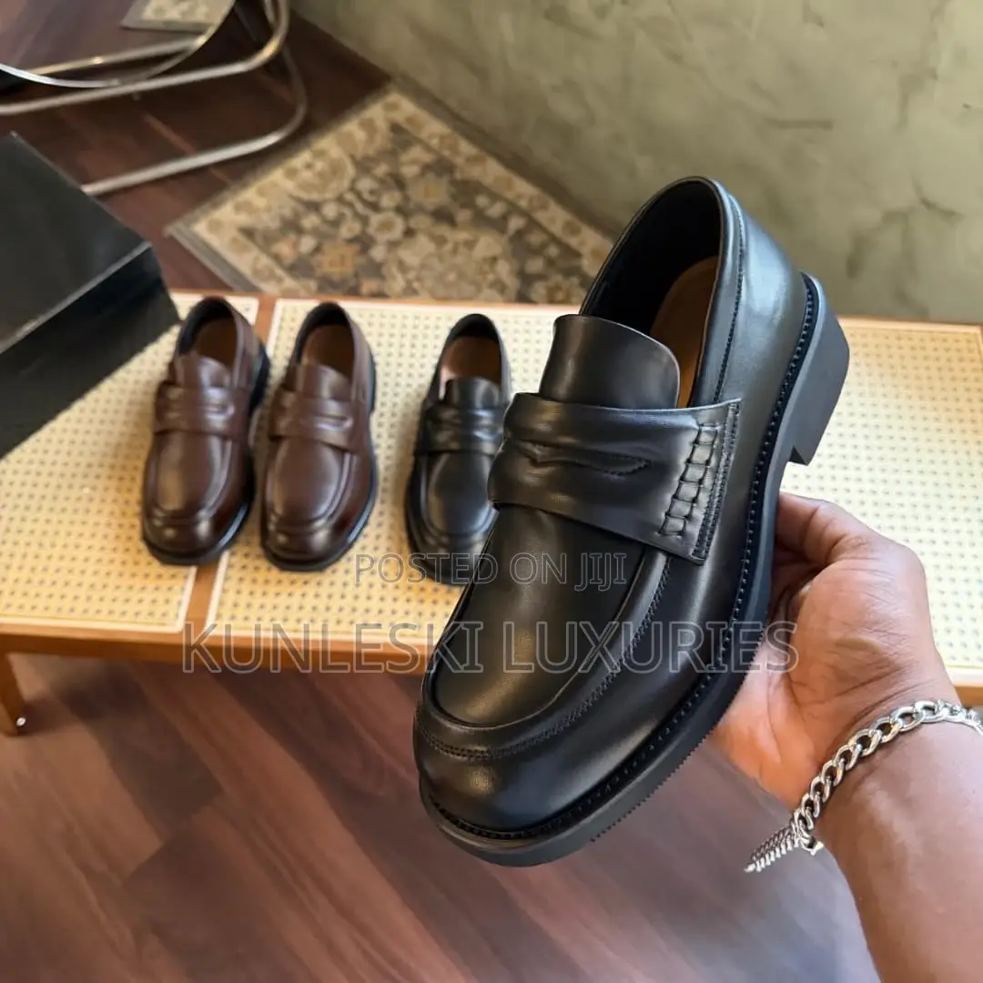 Original Bold Cut-out Bridge Black & Brown Loafers Shoes For Men