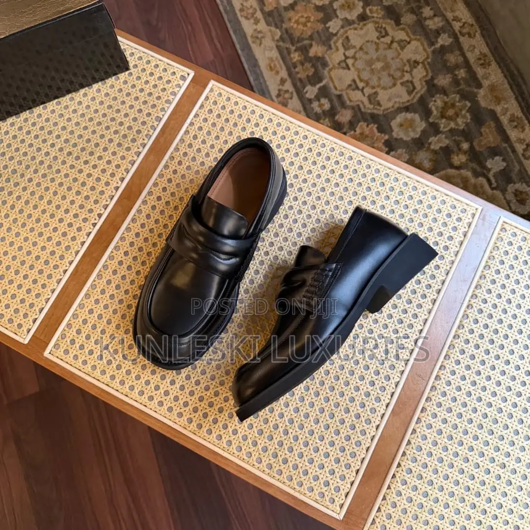 Original Bold Cut-out Bridge Black & Brown Loafers Shoes For Men