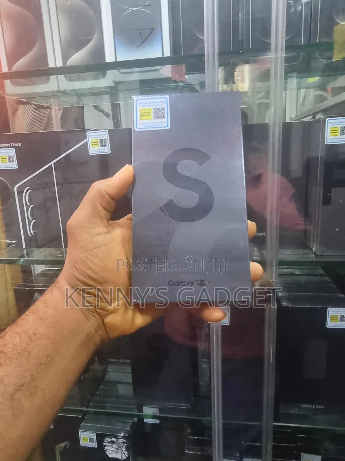 New Samsung Galaxy S22+ 5G 256 GB