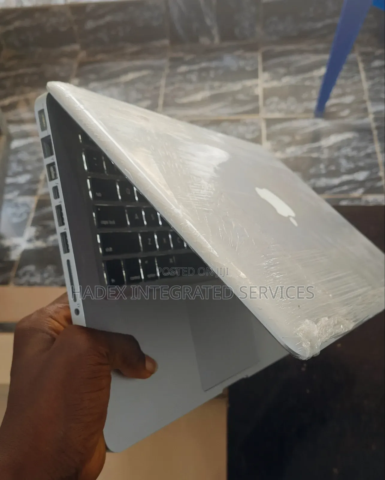 Laptop Apple MacBook Pro 8GB Intel Core I5 HDD 750GB