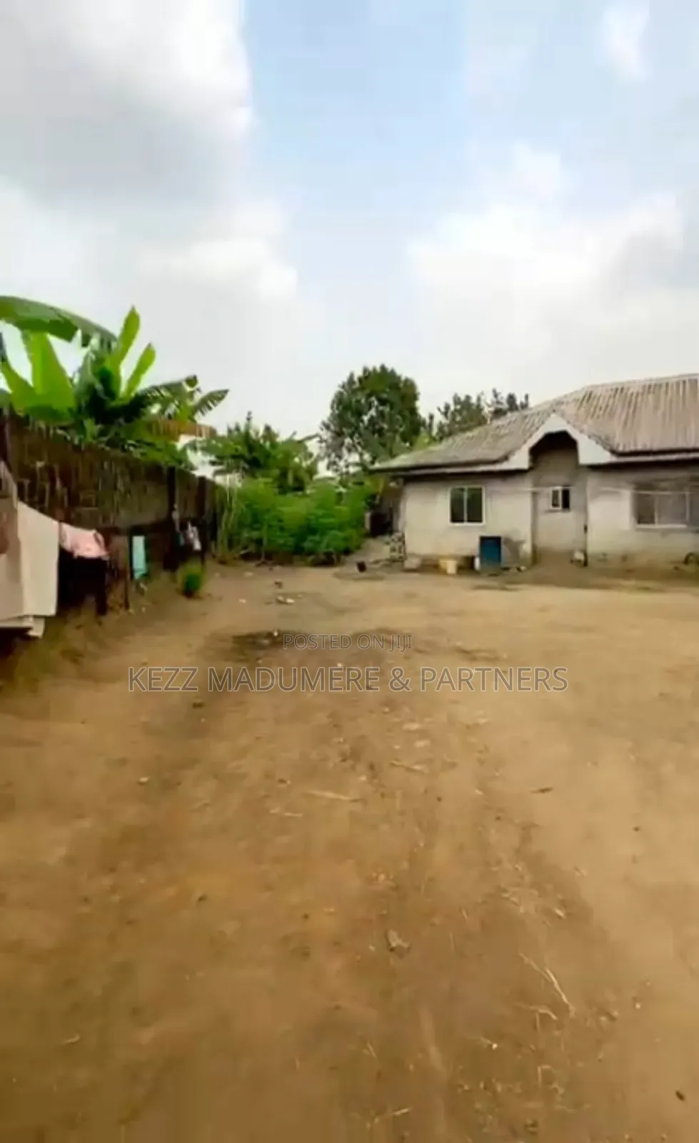6bdrm Bungalow in Near Eleme Junction, Port-Harcourt for sale