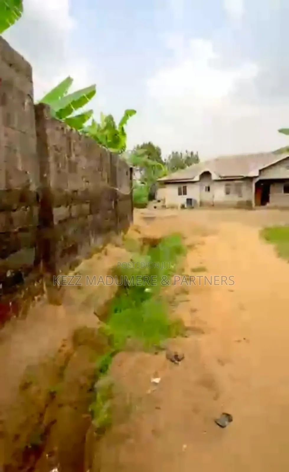 6bdrm Bungalow in Near Eleme Junction, Port-Harcourt for sale