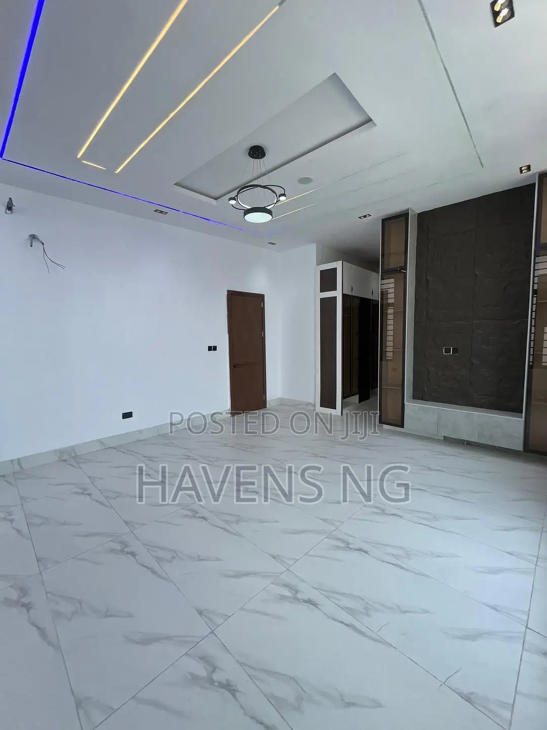 4bdrm Duplex in Lekki Phase 2 for sale