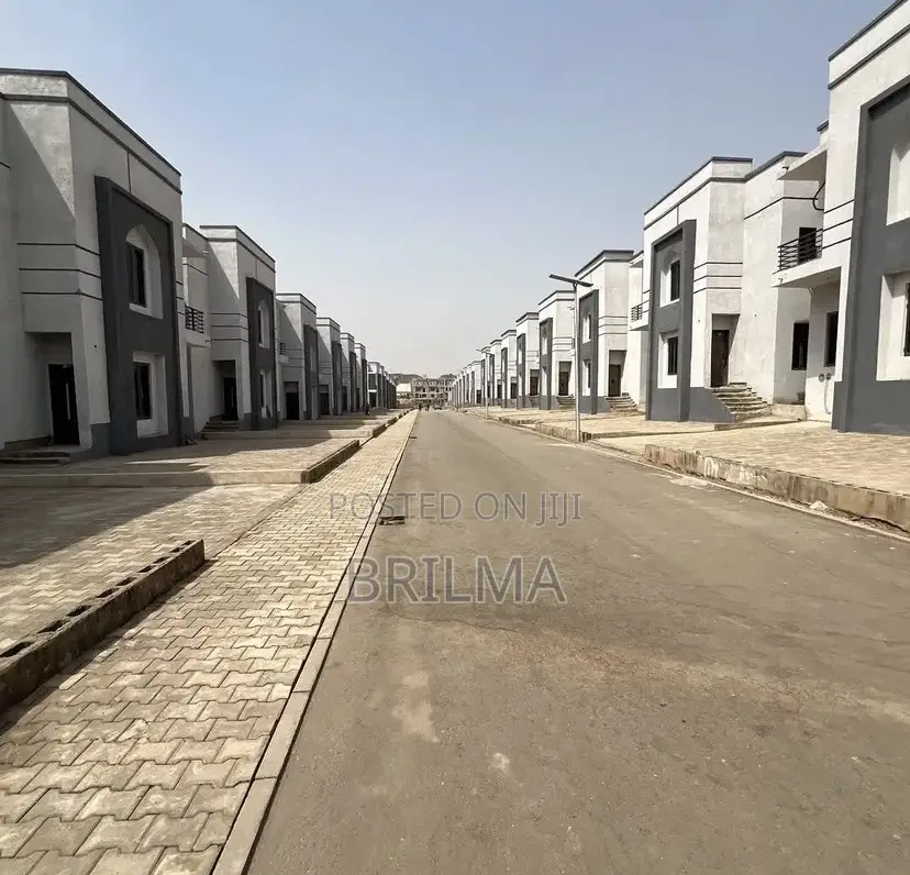 4bdrm Duplex in Galadimawa for sale
