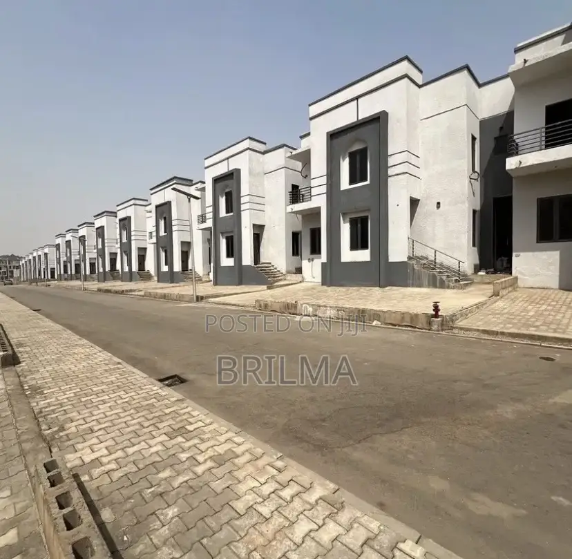 4bdrm Duplex in Galadimawa for sale