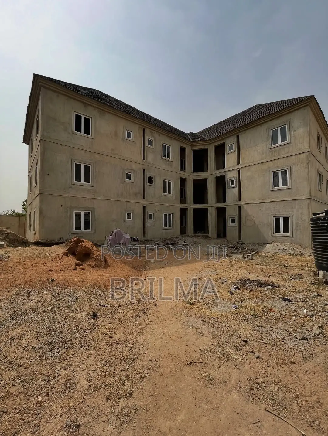 3bdrm Block of Flats in Kaura for sale