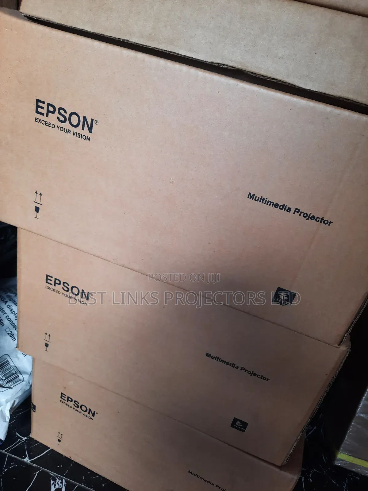 5000 Lumens Epson Is