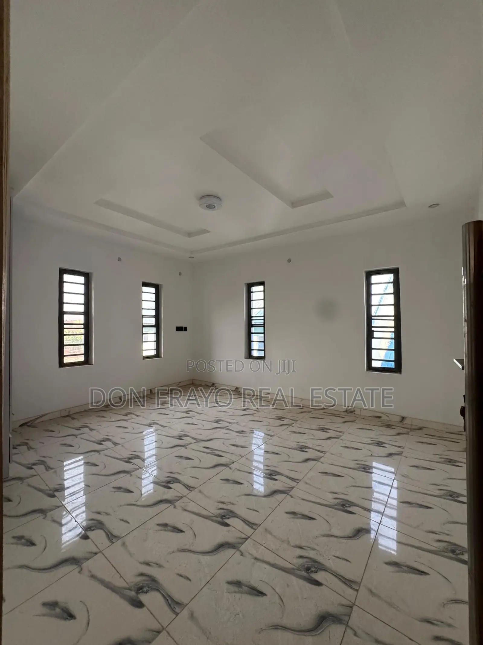 4bdrm Duplex in Kolapo Ishola Gra, Akobo for sale