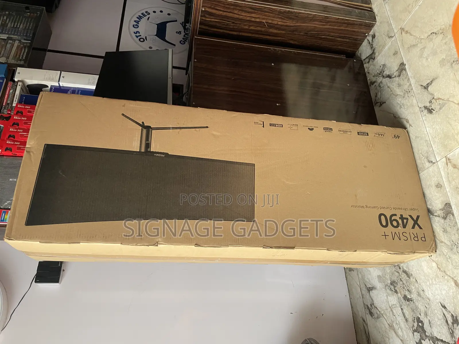 Prism Curved Gaming Screen