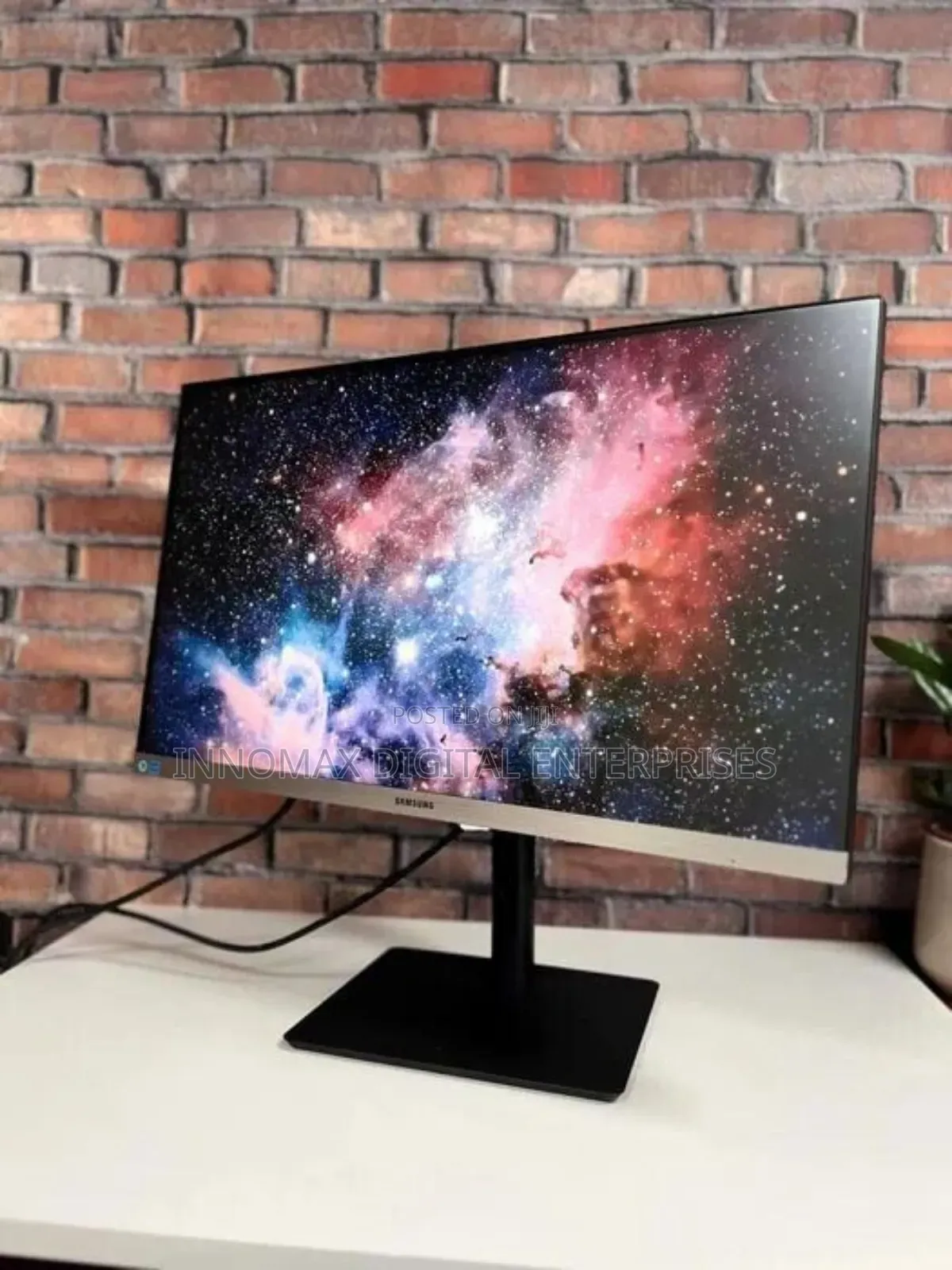 Samsung 24-Inch Full Hd,Frameless Sharp Ips,Eye Comfort,Hdmi Monitor