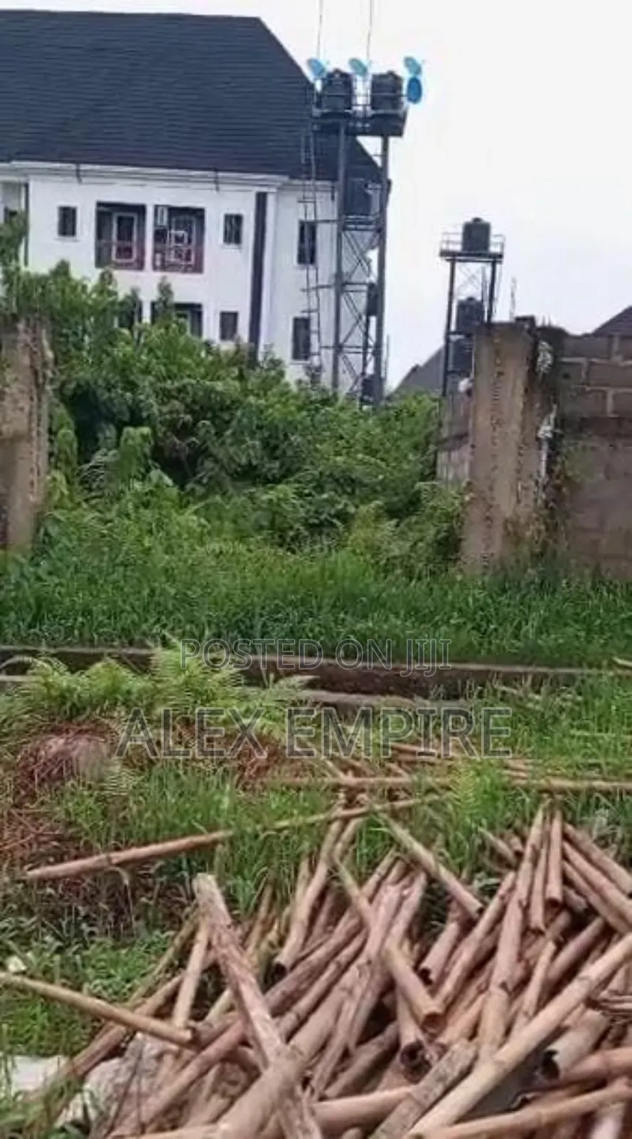 Half Plot of Land in Ago