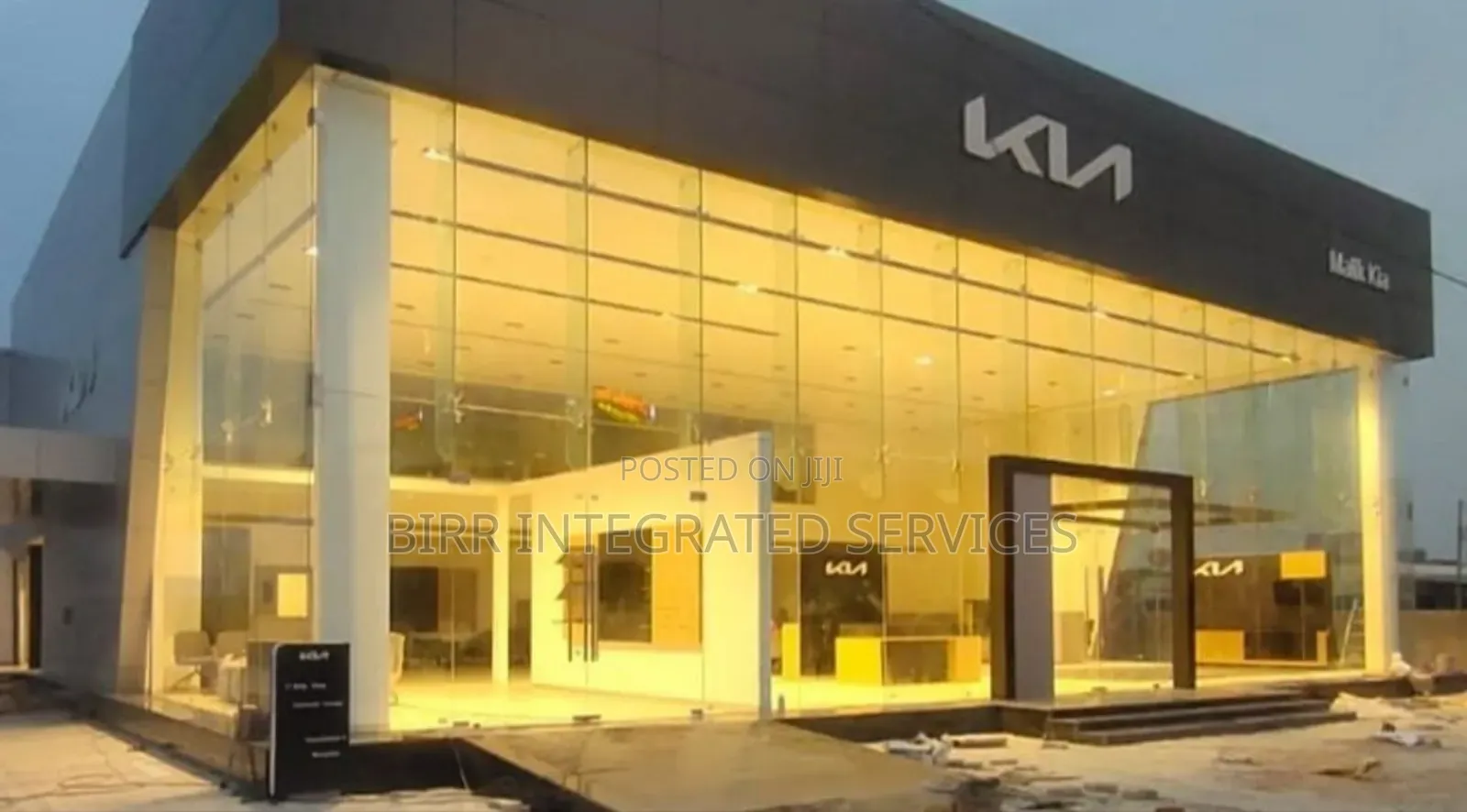 Car Showroom Design And Fabrication, Pre-engineered Building
