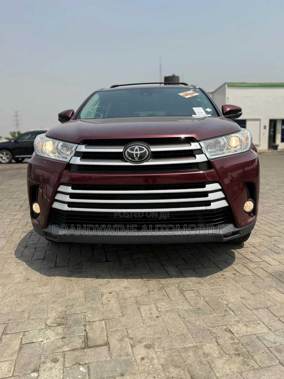 Toyota Highlander XLE 4x4 V6 (3.5L 6cyl 8A) 2017 Burgundy