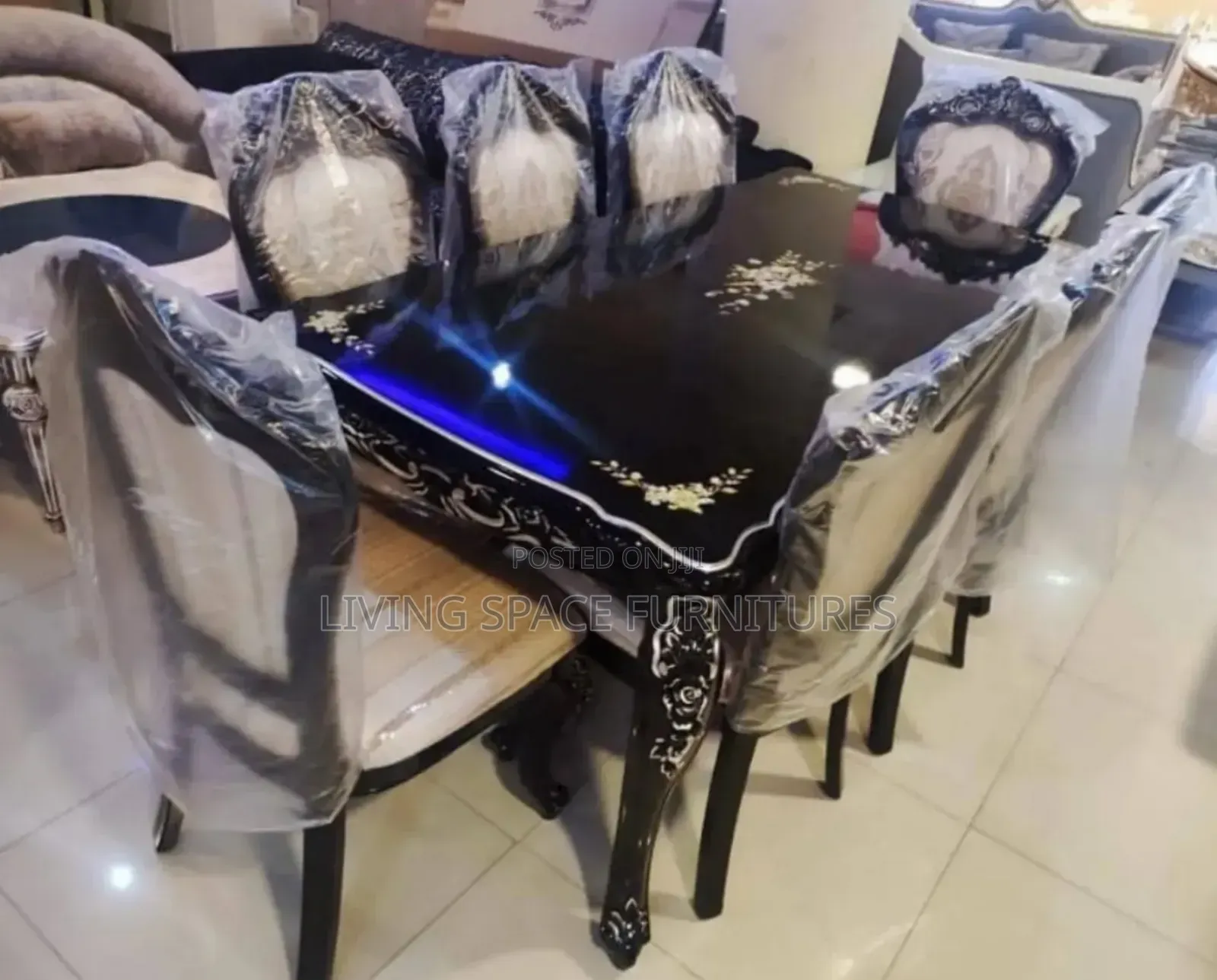 Standard Royal Dining Set By 8seaters Full Set