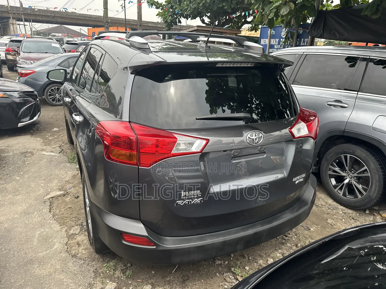 Toyota RAV4 Limited AWD (2.5L 4cyl 6A) 2013 Gray