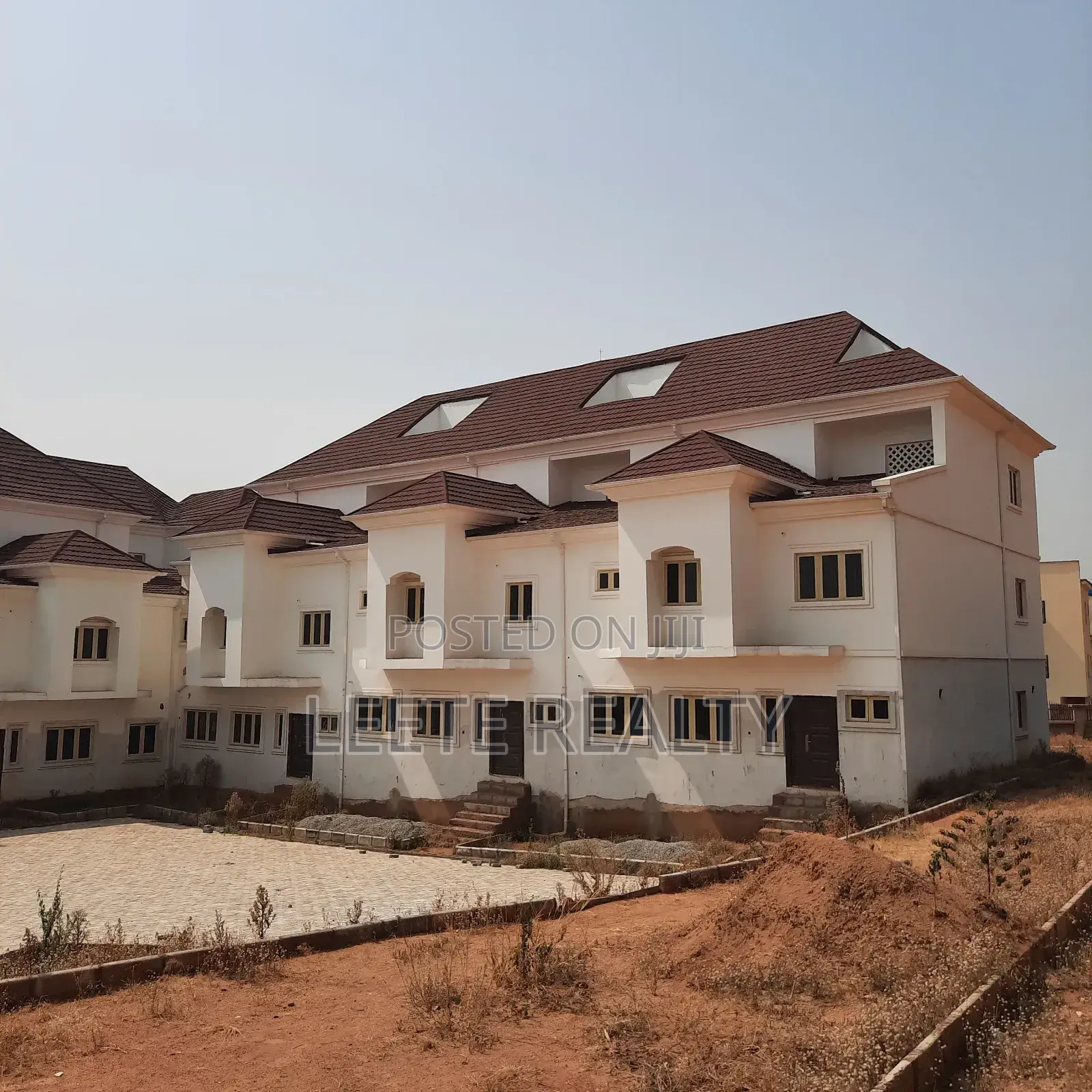 4bdrm Townhouse/Terrace in Katampe Extension for sale