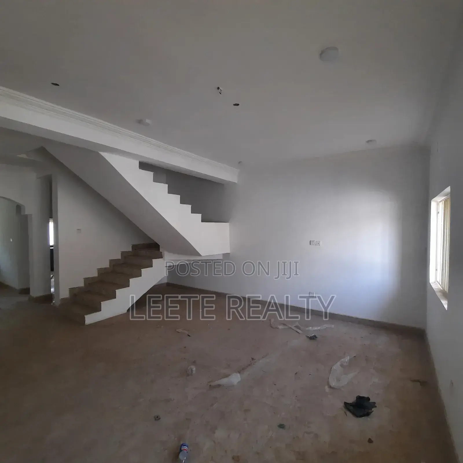 4bdrm Townhouse/Terrace in Katampe Extension for sale