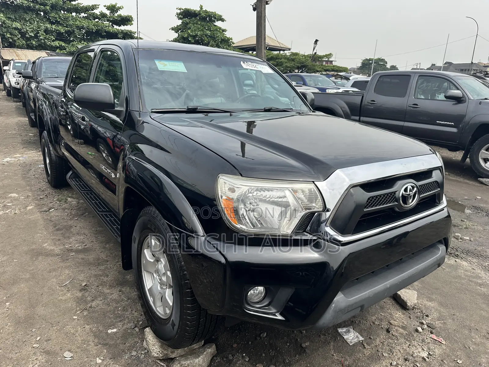 Toyota Tacoma 4dr Access Cab 4WD 6.1 ft. SB (2.7L 4cyl 4A) 2015 Black