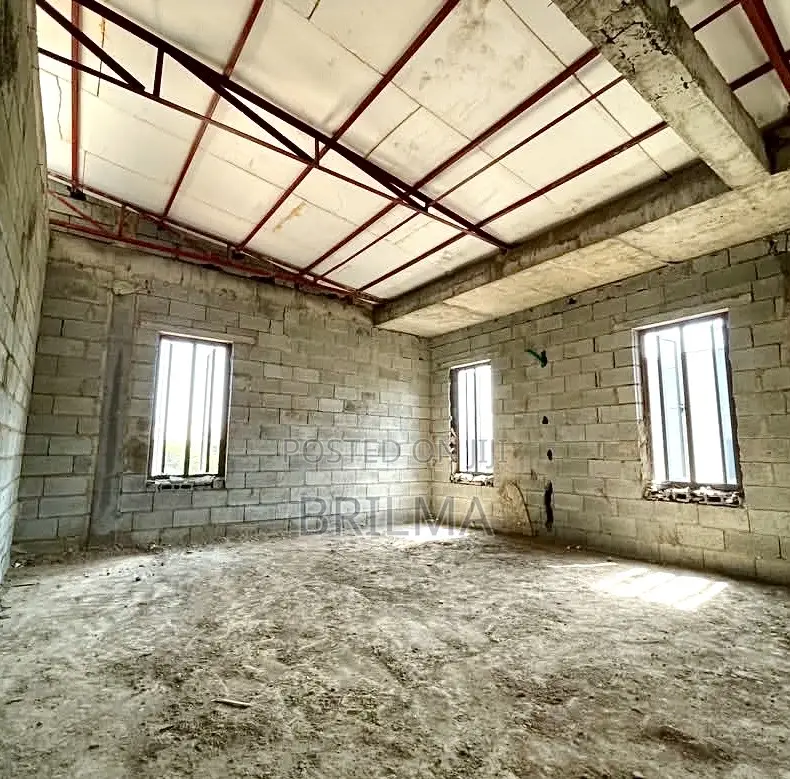 5bdrm Duplex in Mabushi for sale