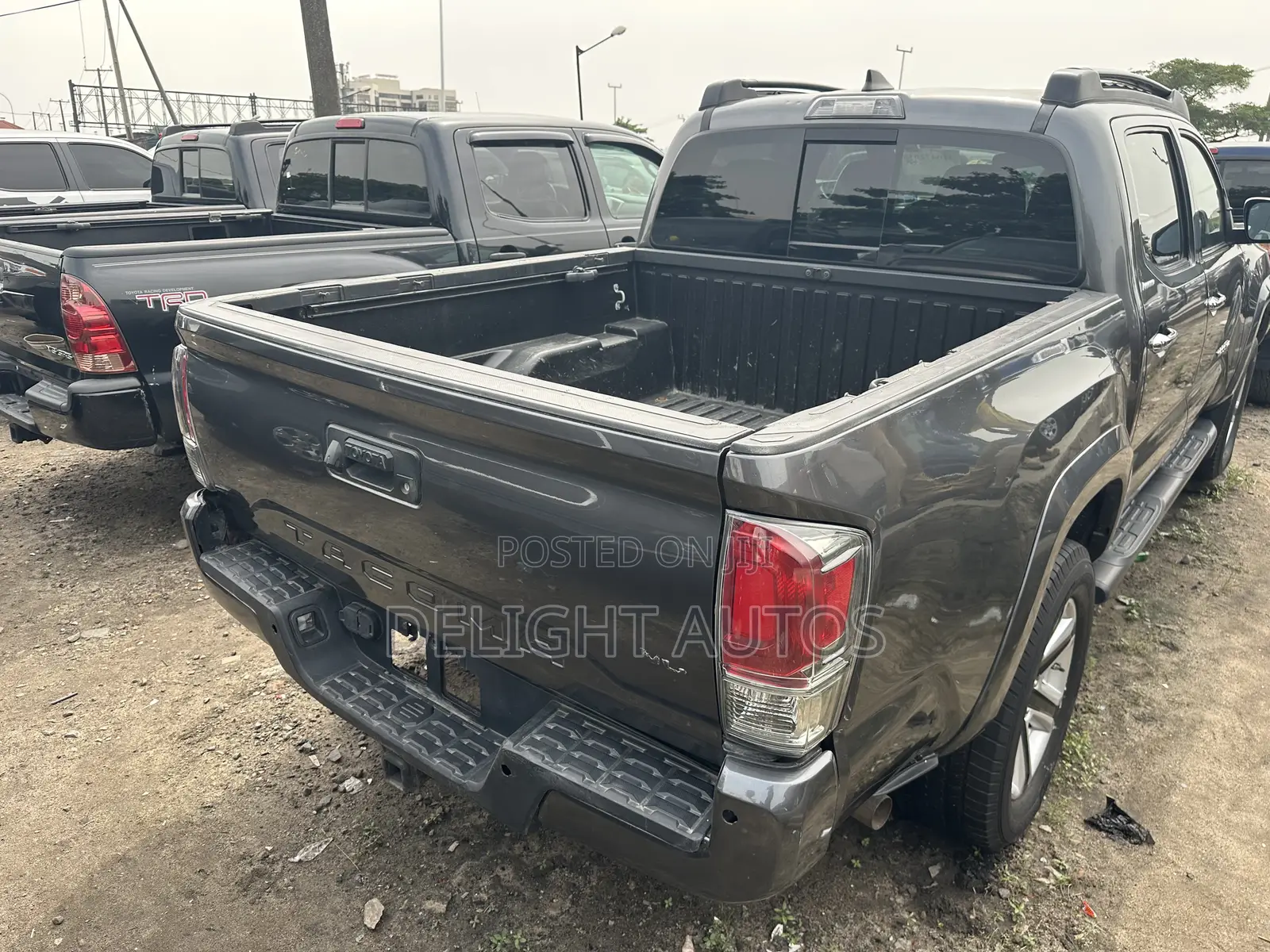 Toyota Tacoma Limited 2017 Gray