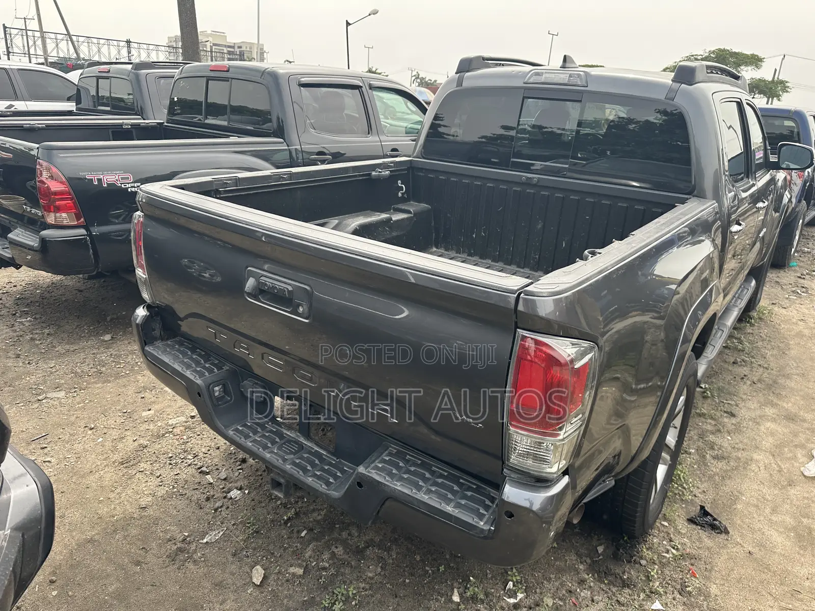 Toyota Tacoma Limited 2017 Gray