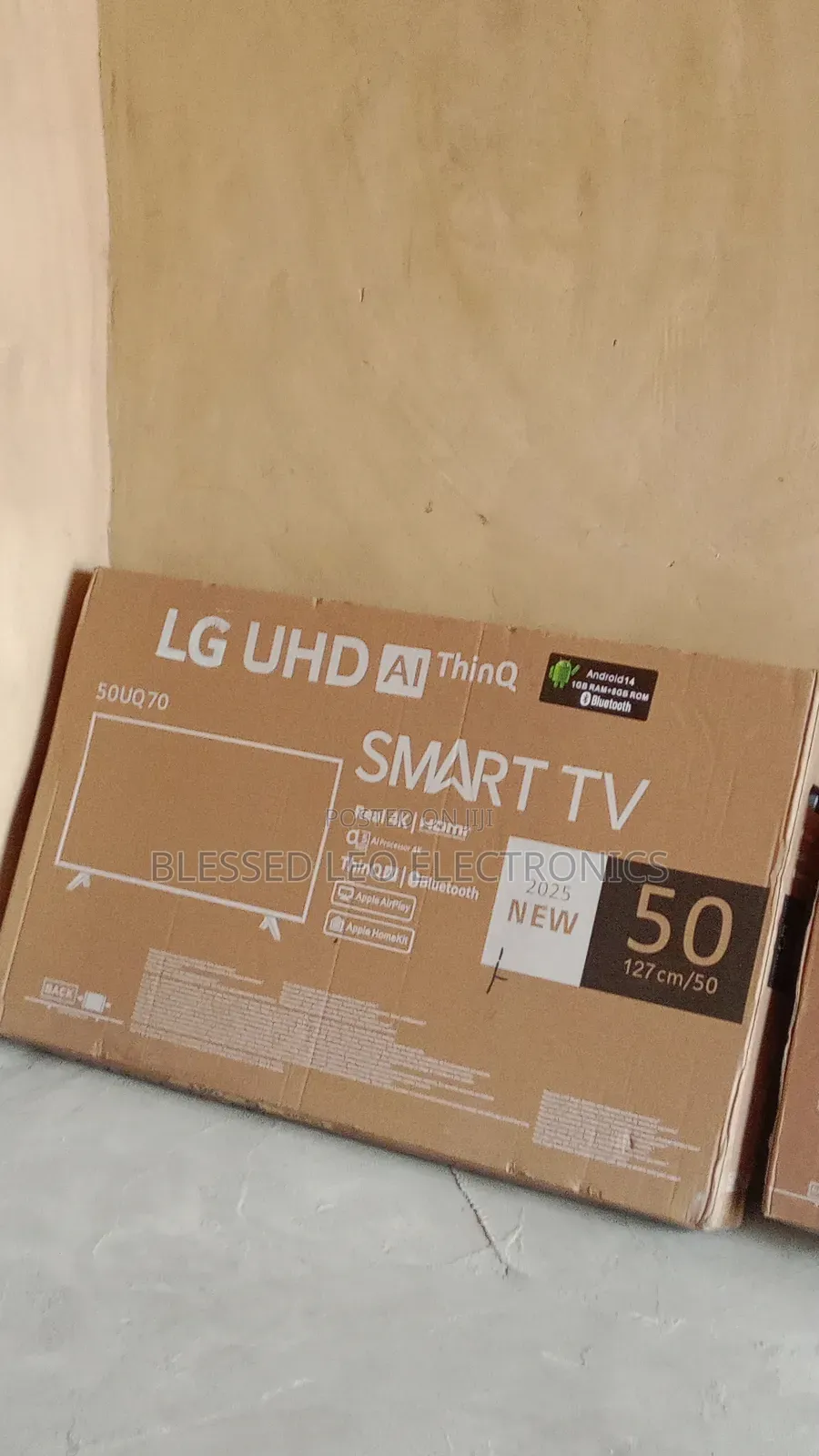 50 Inches Cloud Smart Freamless Screen